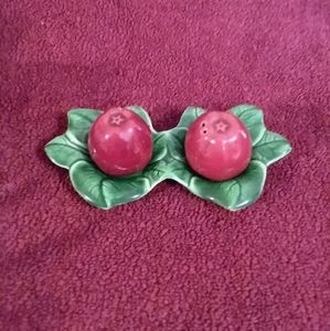 Vintage apple shakers on tray